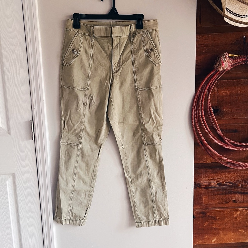 Tan/Green Capris Pants